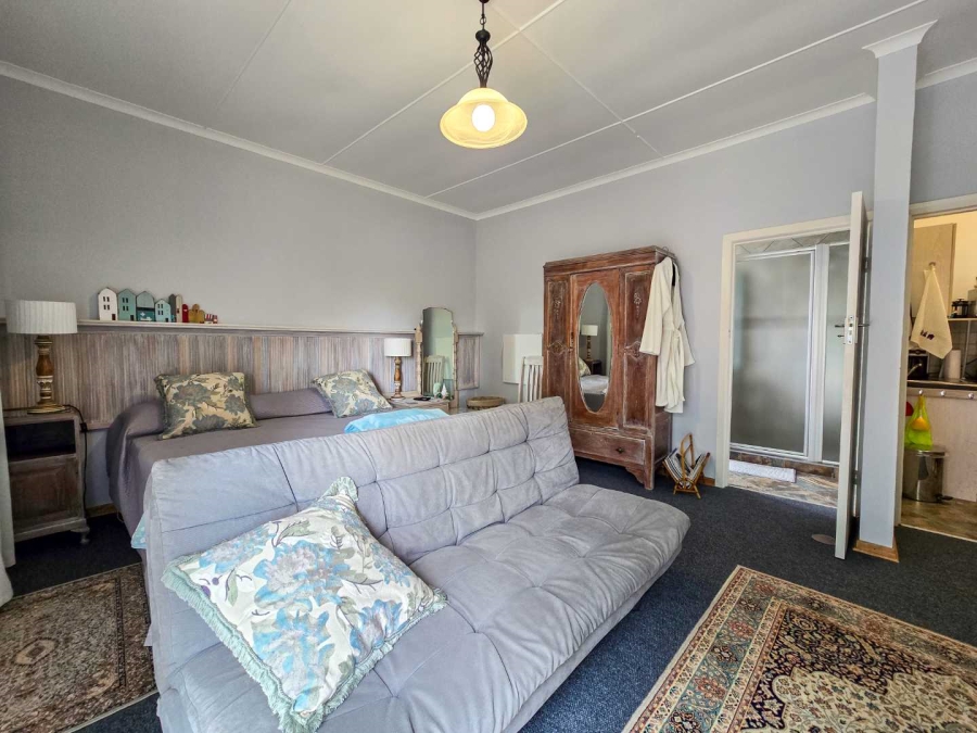 4 Bedroom Property for Sale in Stilbaai Wes Western Cape